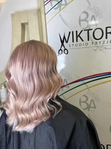 Studio fryzjerskie "Wiktoria" Błażej Adamus Piotrków Trybunalski